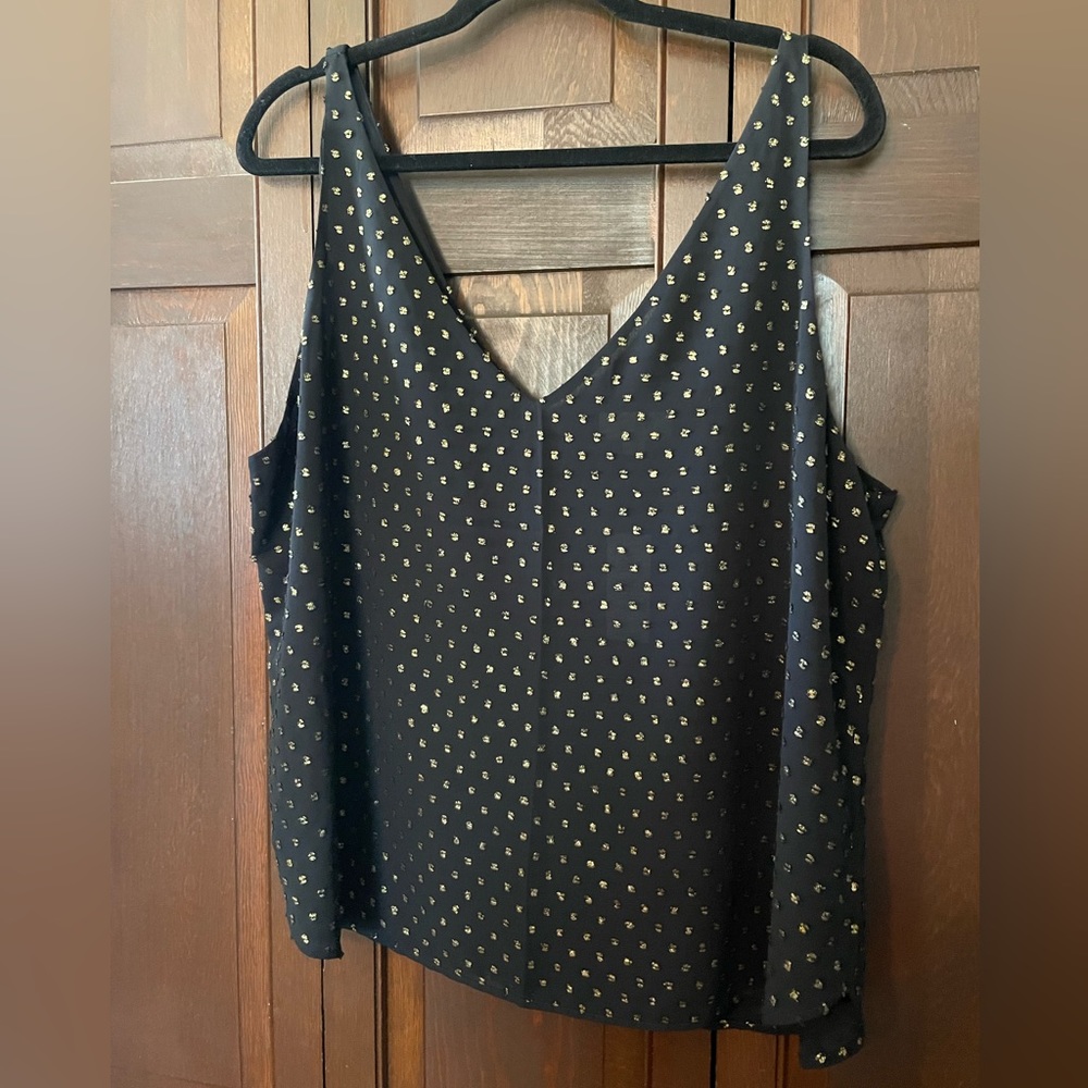 Loft Outlet, Black & Gold Polka Dot Sleeveless V-Neck Blouse. Size XL
